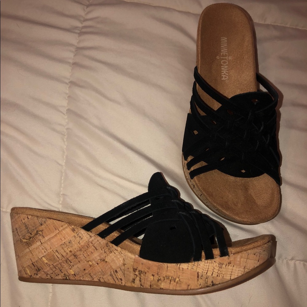 Minnetonka wedges
